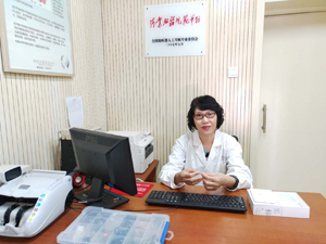 店長、驗(yàn)配師：劉清